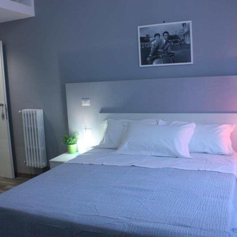 Holidays in Rome - Guesthouse - Camera Matrimoniale Superior - 8