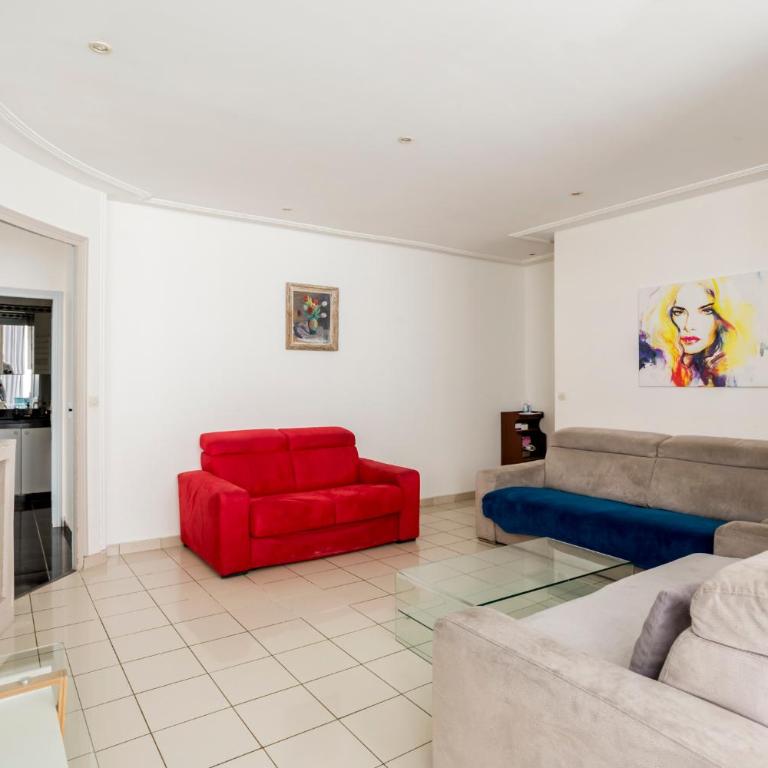 Champs-Élysées Lincoln - 2BDR - Apartment - 3