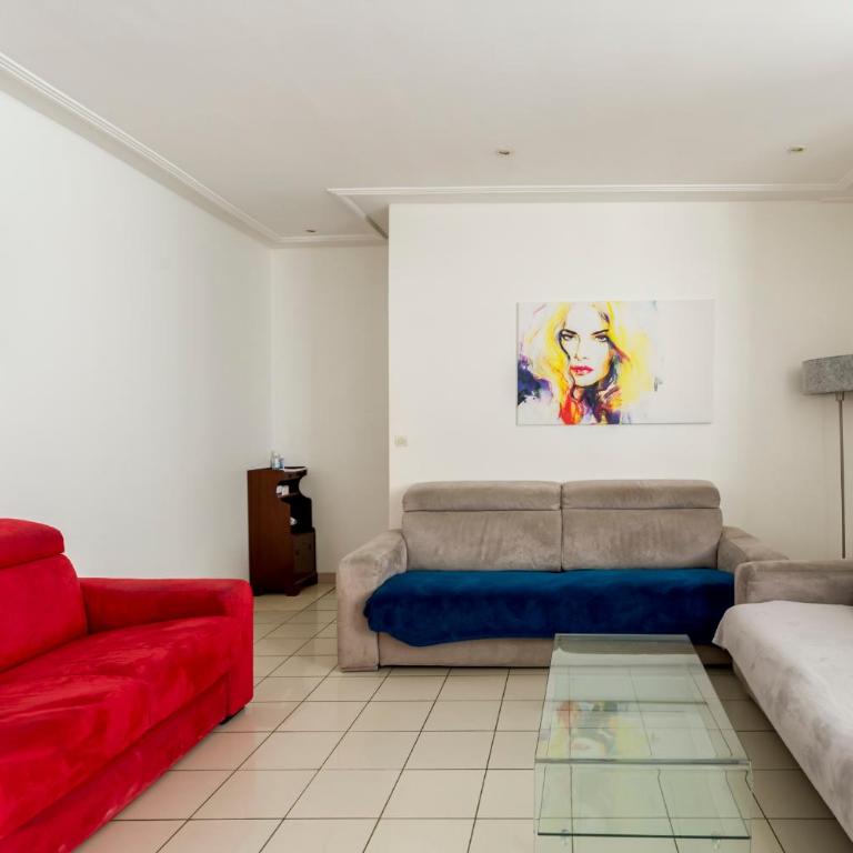 Champs-Élysées Lincoln - 2BDR - Apartment - 2