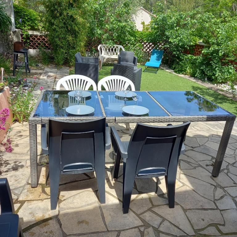 Villa à Marseille dans un cadre bucolique - Maison 3 Chambres - 6
