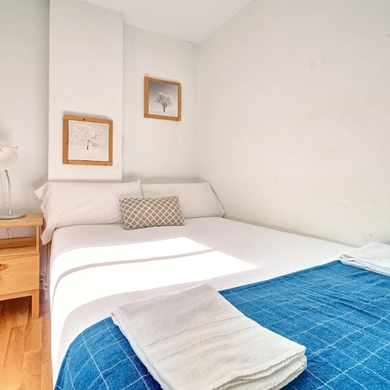 Apartamento La Capilla by Clabao - Two-Bedroom Apartment - 6