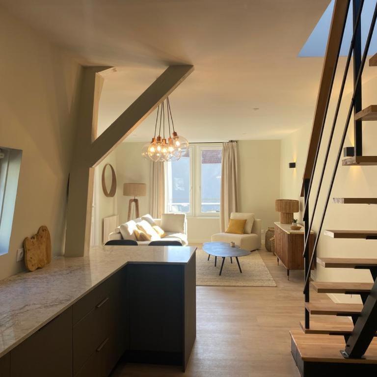 Chez Alexine - Two-Bedroom Apartment - 15