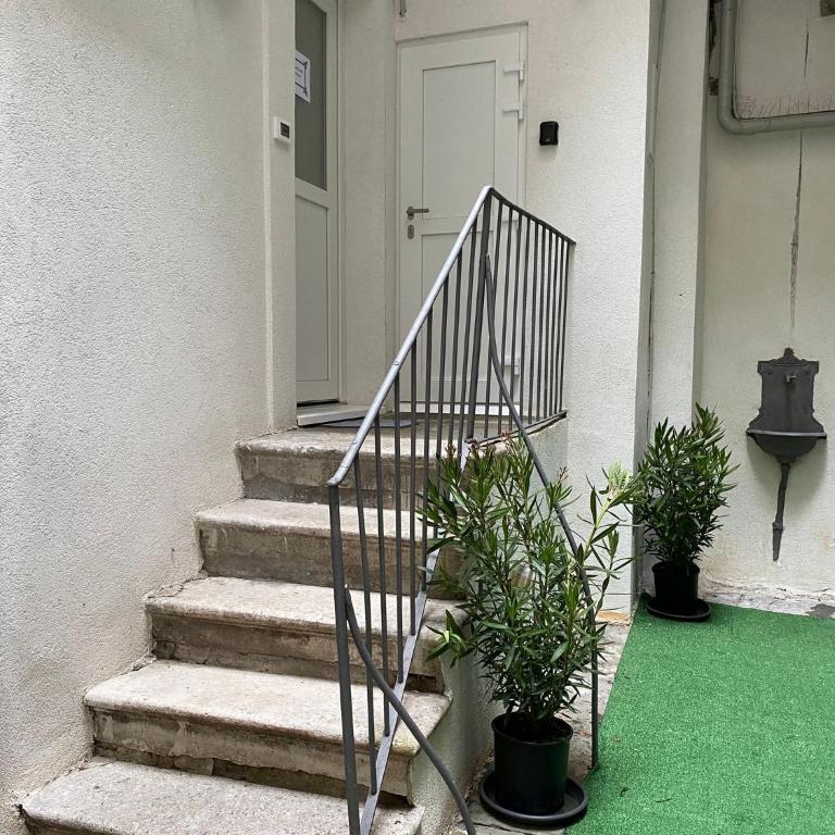 Chic Retreat - Appartamento con 2 Camere da Letto - 25