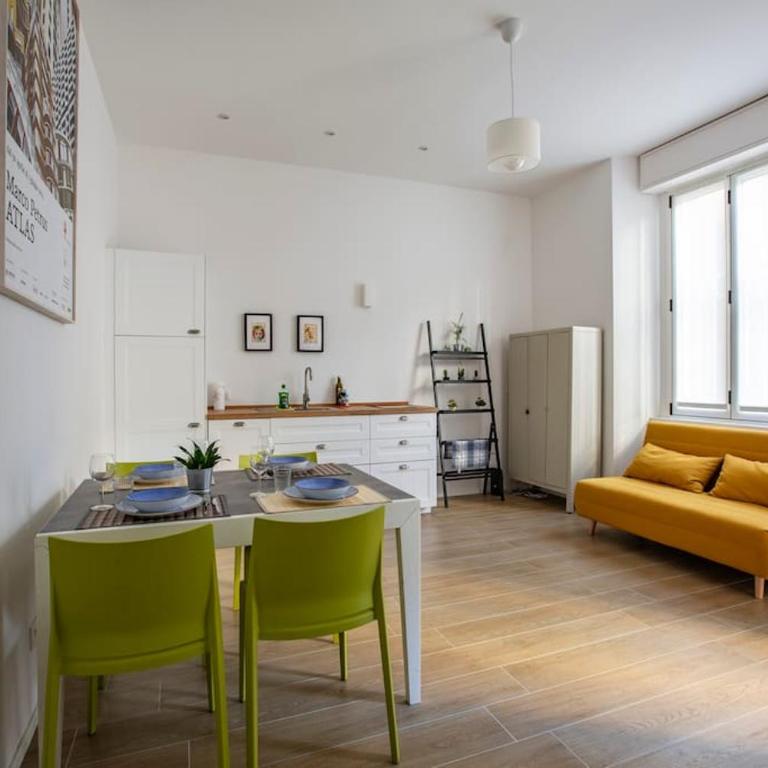 -Art Gallery- Luxury Boutique in center of Como - Appartamento Superior con 2 Camere da Letto - 40