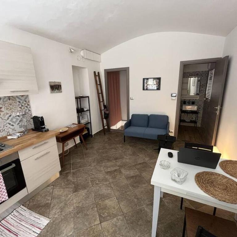 Il tuo posto segreto a Torino - Appartamento con 1 Camera da Letto - 8
