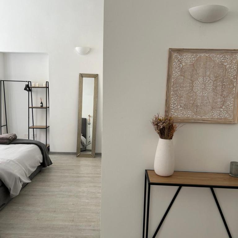 Splendido Loft Centro Storico Parma - Appartamento con 1 Camera da Letto - 2