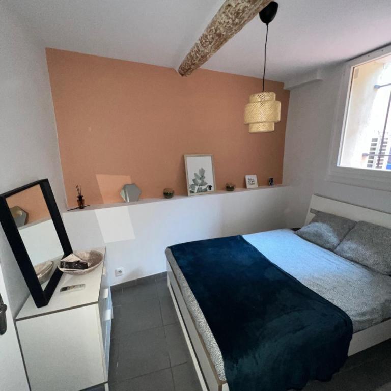 Charmant T2 avec Cour Privée au coeur du Panier centre - Vieux Port - Appartement 1 Chambre - 3