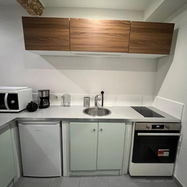 Charmant T2 avec Cour Privée au coeur du Panier centre - Vieux Port - Appartement 1 Chambre - 8