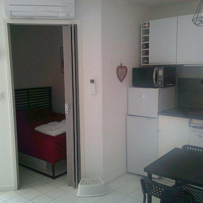 Vittoria Immobilier 3 - REGLEMENT SUR PLACE - chèques vacances acceptés - Apartment with Garden View - 5
