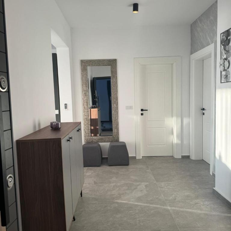 Luxury Ocean View - Apartman sa 2 Spavaće Sobe, Balkonom i Pogledom na More - 3