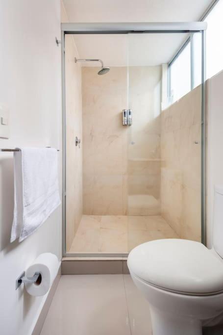 Increíble y nuevo depa centrico! - Two-Bedroom Apartment - 7