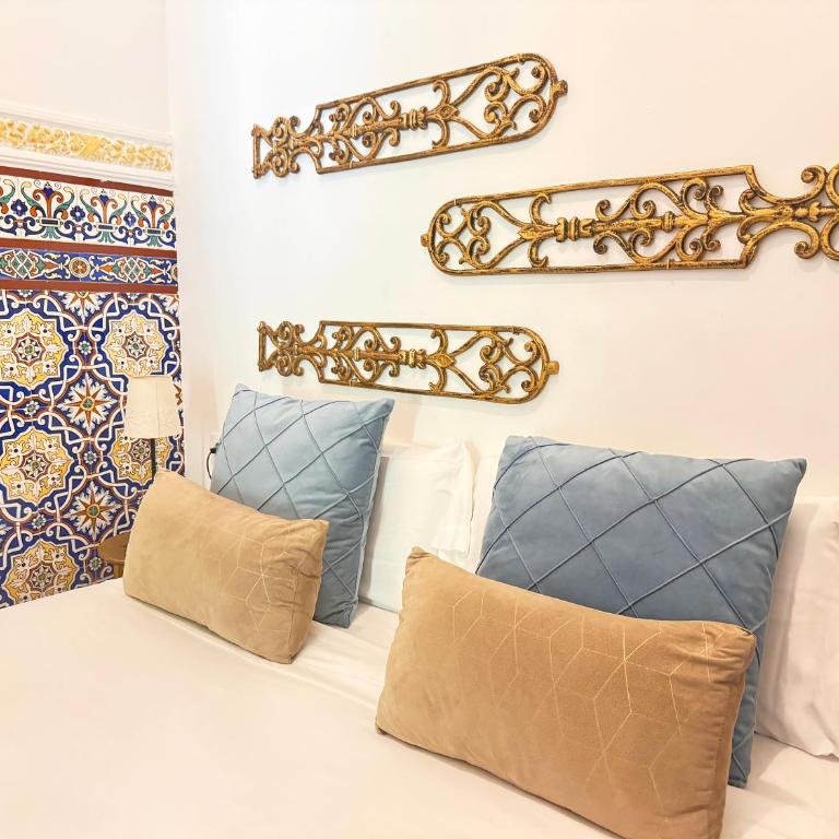 Palace House Hércules Apartments - Apartamento Suite - 3