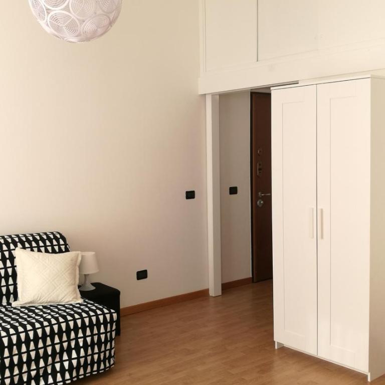 Monolocale zona Loreto MM1 Pasteur P1 - Appartamento Monolocale con 1 Letto Matrimoniale - 7