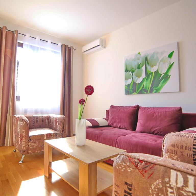 Becici Summer Apartments - Two-Bedroom Apartment with Sea View - 8