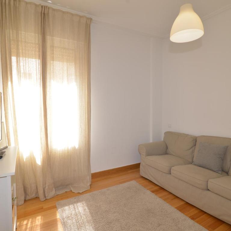 Apartamento en zona residencial cerca del Guggenheim - Three-Bedroom Apartment - 6