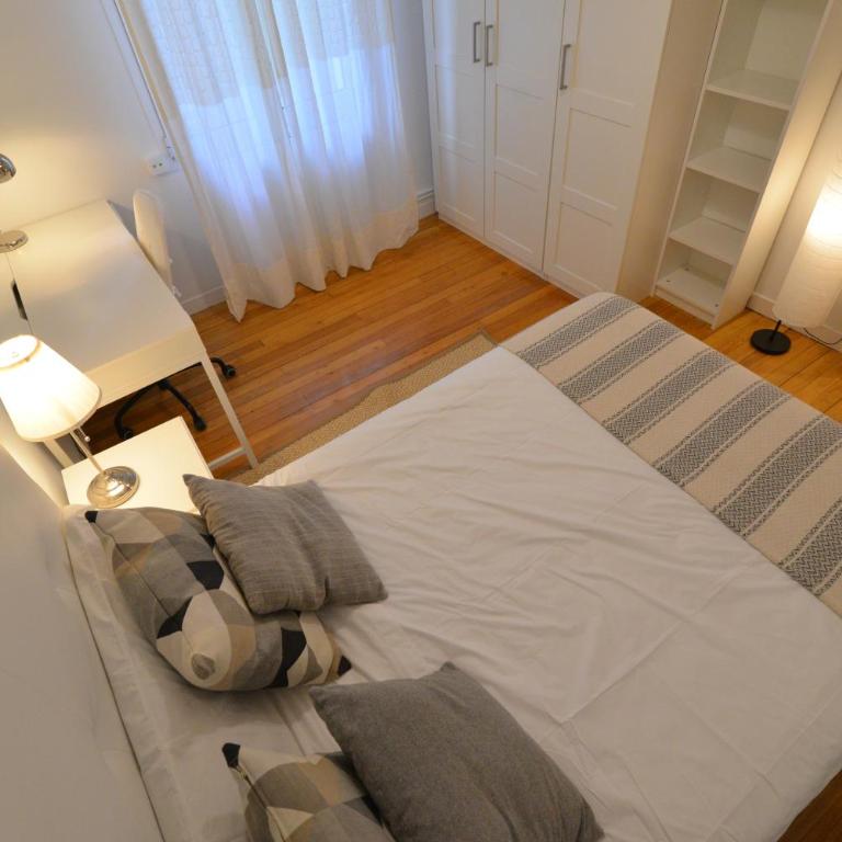 Apartamento en zona residencial cerca del Guggenheim - Three-Bedroom Apartment - 3