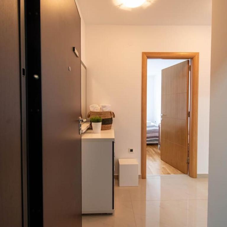 Purple - Cozy apartment in nice area - Apartman sa 1 Spavaćom Sobom - 40