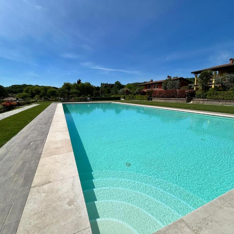 Gardasole 45 Piscina, Giardino e Lido a piedi - Appartamento con 2 Camere da Letto - 1