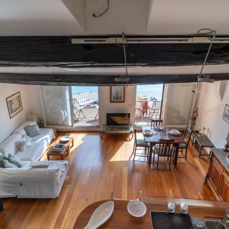 Terrazza Capellini 47 - mytouristhome - Appartamento con Vista e Balcone - 2
