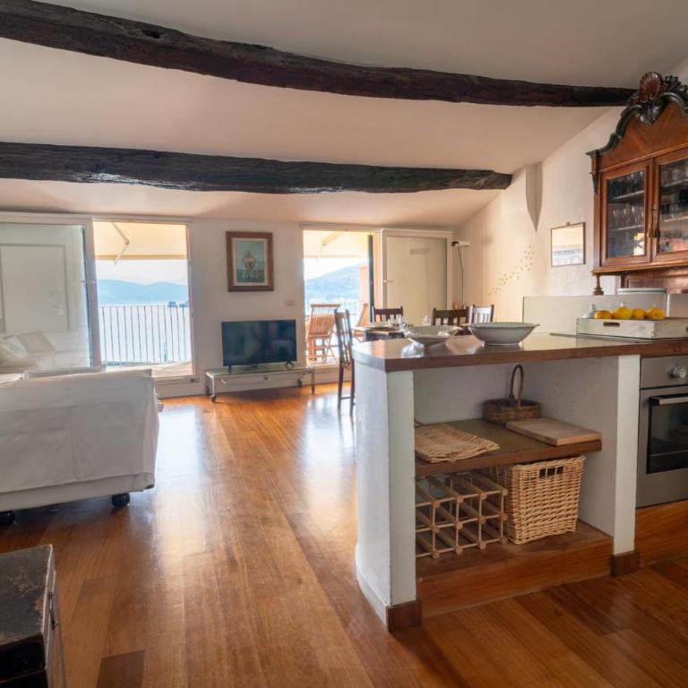 Terrazza Capellini 47 - mytouristhome - Appartamento con Vista e Balcone - 8