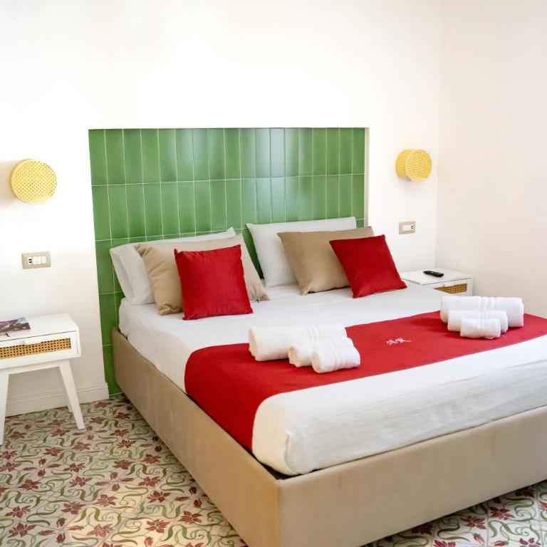 Alya Rooms - Camera Matrimoniale con Vista Giardino - 5