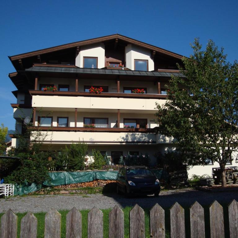 Appartementhaus Kaltenbach-Stumm by PiaundDirk - Apartment mit Dusche - 1