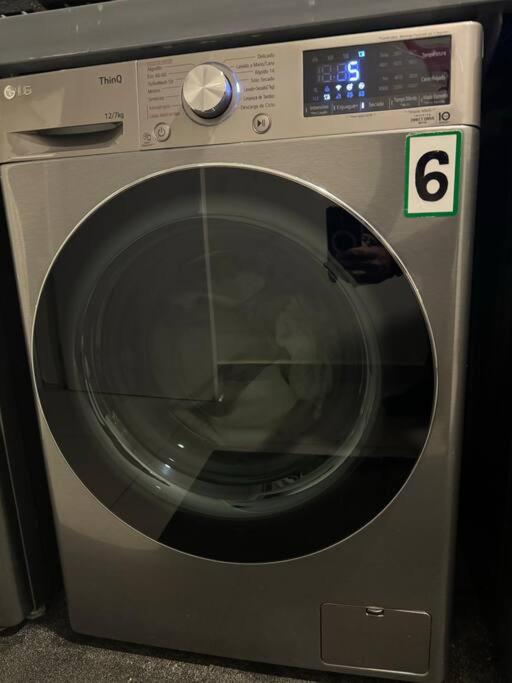 Piso 21, Vista Privilegiada, Forum Molas - Apartamento de 1 dormitorio - 62