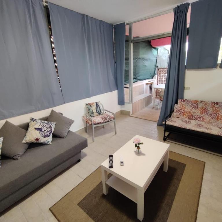 Pool Seaside Relais - VILLE Ninfea, Marea, Rosa e Cassiopea - Fontane Bianche - Two-Bedroom Townhouse - Ground Floor - 4