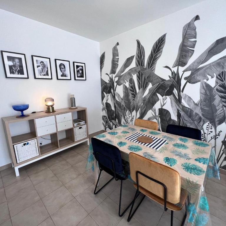 Le Cosy Rionde : Apt 6 Prs, 2 ch, parking, clim - Apartment mit 2 Schlafzimmern - 1
