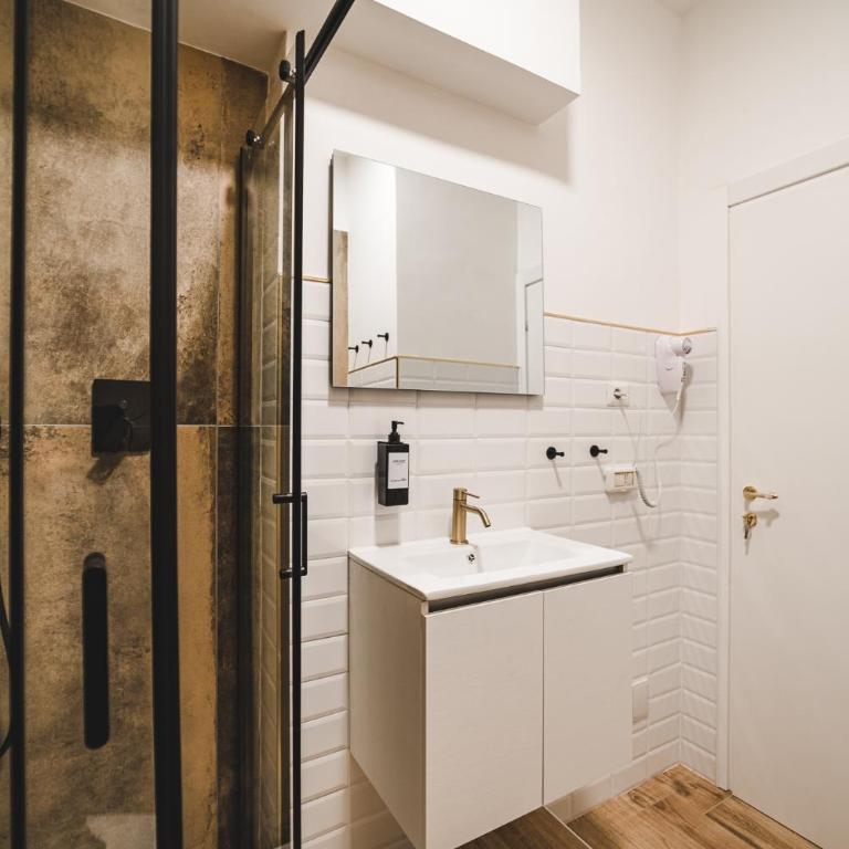 Tibur Domus B&B - Camera Matrimoniale con Bagno Privato - 14