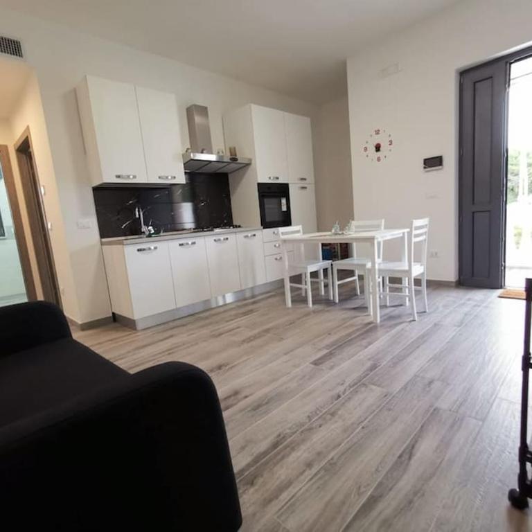 Il giardino di Alessandra - Deluxe Two-Bedroom Apartment with Garden View - 30
