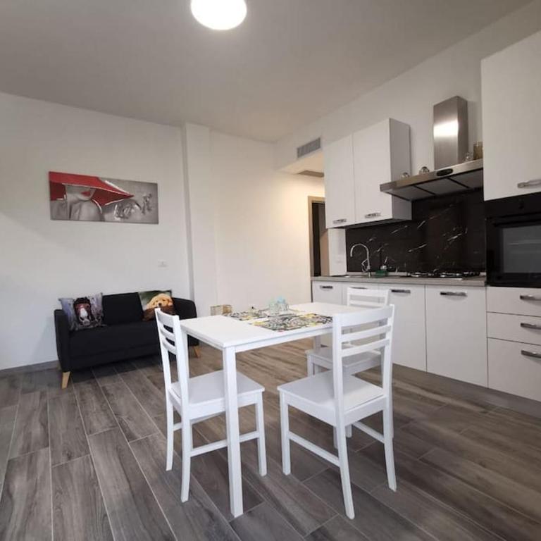 Il giardino di Alessandra - Deluxe Two-Bedroom Apartment with Garden View - 19