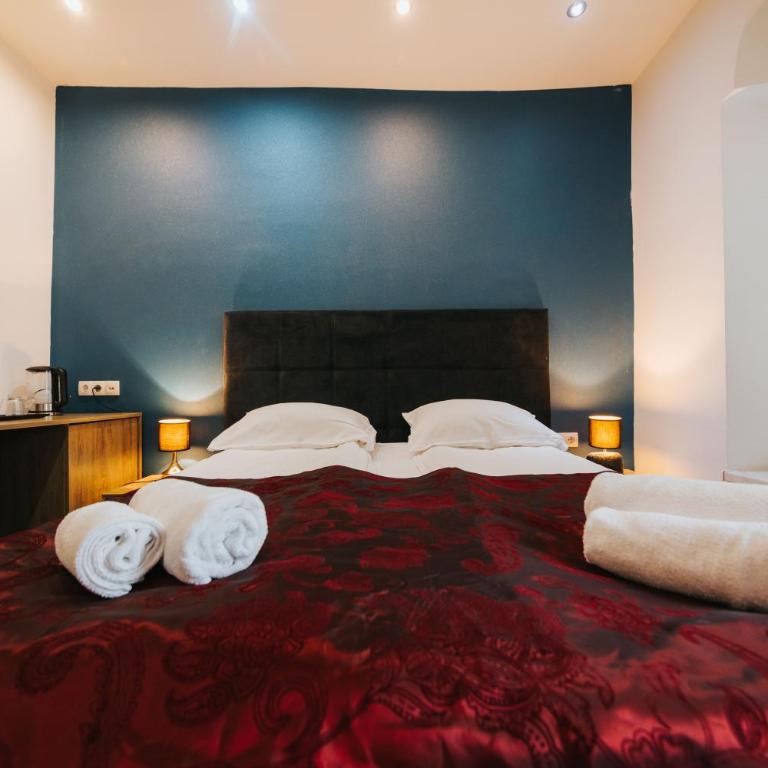 Old Town Residence Rooms - Dvokrevetna Soba sa Bračnim Krevetom - 6