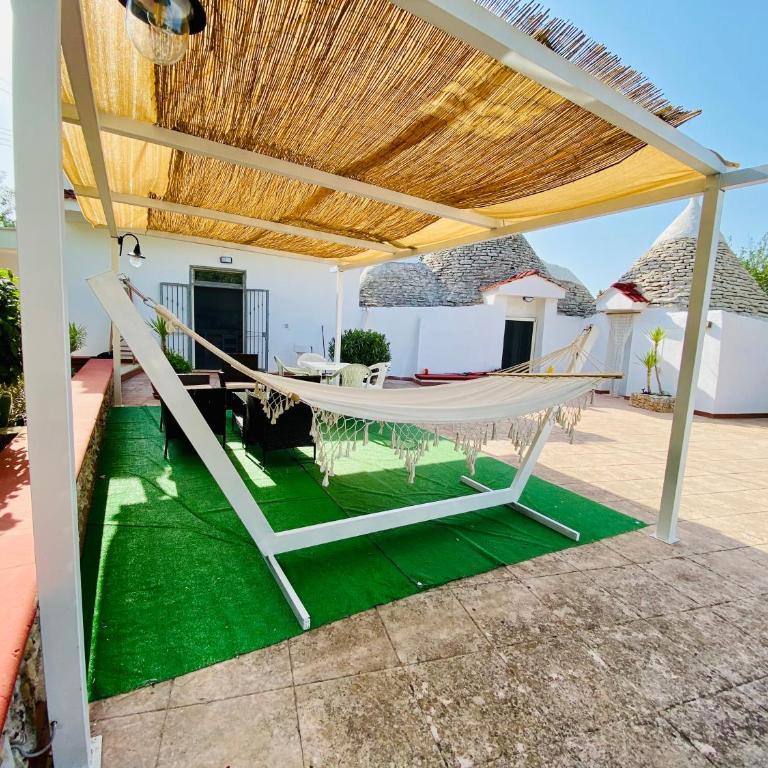 Domus Messapia Trullo con Piscina Privata tra gli Ulivi - Casa Vacanze - 1