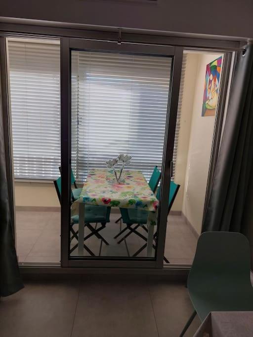 T2 paisible, wifi, proche plage et pinède - Apartment mit 1 Schlafzimmer - 15
