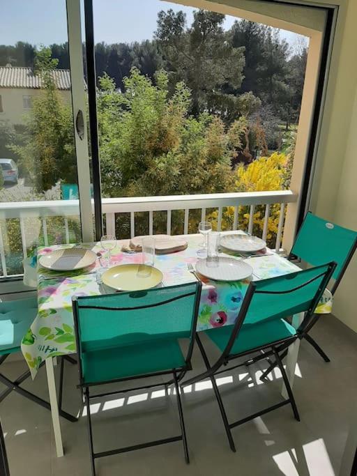T2 paisible, wifi, proche plage et pinède - Apartment mit 1 Schlafzimmer - 18