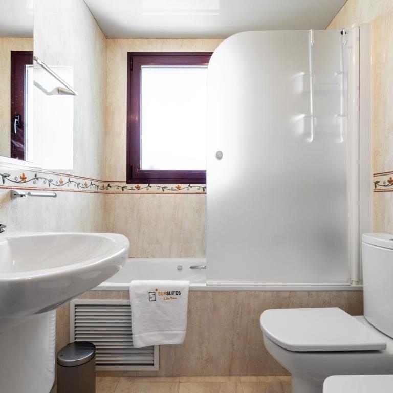Buenavista Lifestyle by Sur Suites - Two-Bedroom Apartment - 3