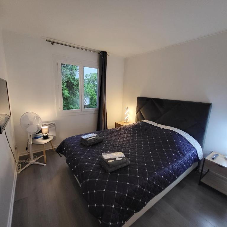 T3 avec magnifique vue montagne, 3 étoiles, piscine et parking, clim - Appartement 2 Chambres - 7