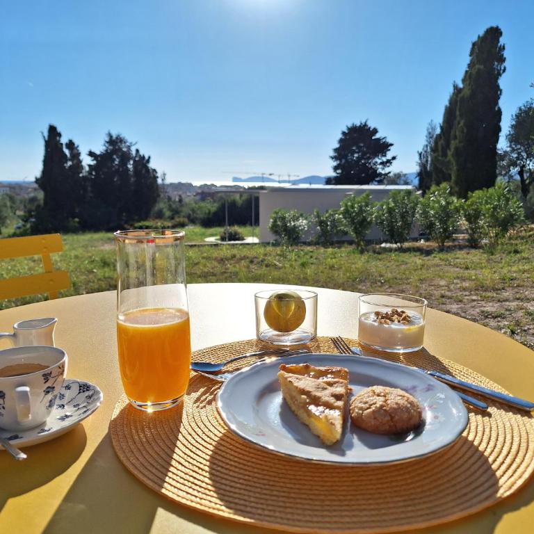 Casale Valverde - Camera King con Vista Giardino - 17