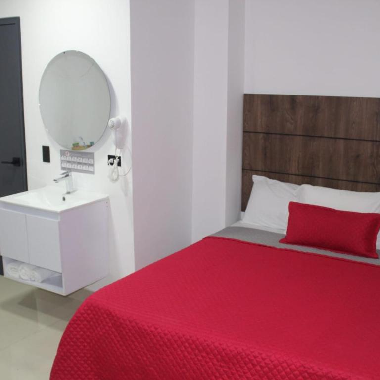 Hotel Ofix - Standard Quadruple Room - 3