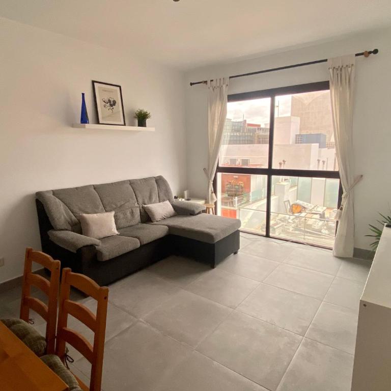 Holiday Home & Rooftop Lounge - Apartamento Ático - 13