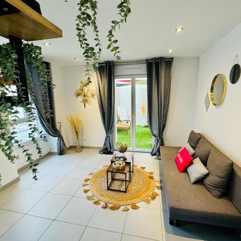 Loft Design Duplex 2 Chambres Terrasse 20 m2 Climatisation momentanément en panne - Apartamento de 2 dormitorios - 19