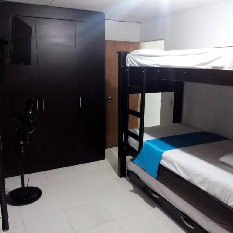 APARTAMENTOS ESTADIO MK REMODELADOS EN LA MEJOR ZONA DE MEDELLIiN - Two-Bedroom Apartment - 10