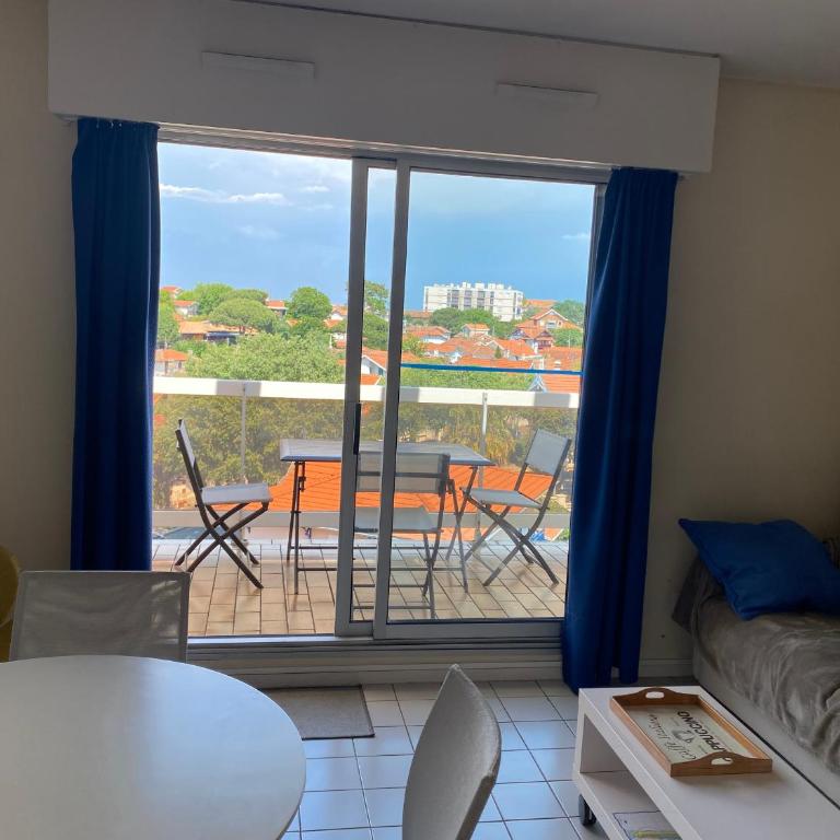 Studio Cabine - Centre Ville, Proche Plage et Casino, Parking Sécurisé, Balcon et Équipements Complets - FR-1-319-495 - Appartamento - 18