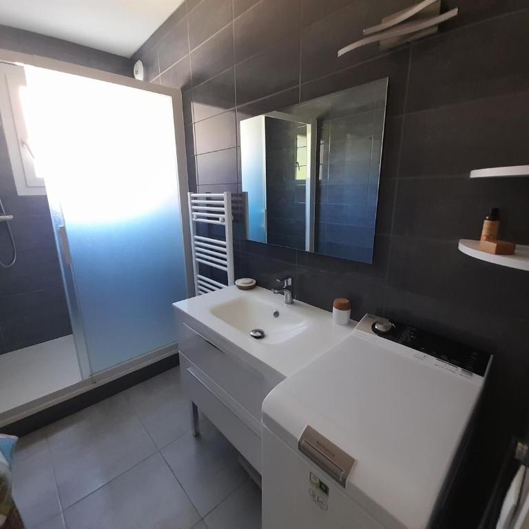 Appartement T2 à Arcachon - Proche du Casino, Centre-ville, Plage d'Eyrac, Parking et Balcon - FR-1-319-510 - Apartment - 11