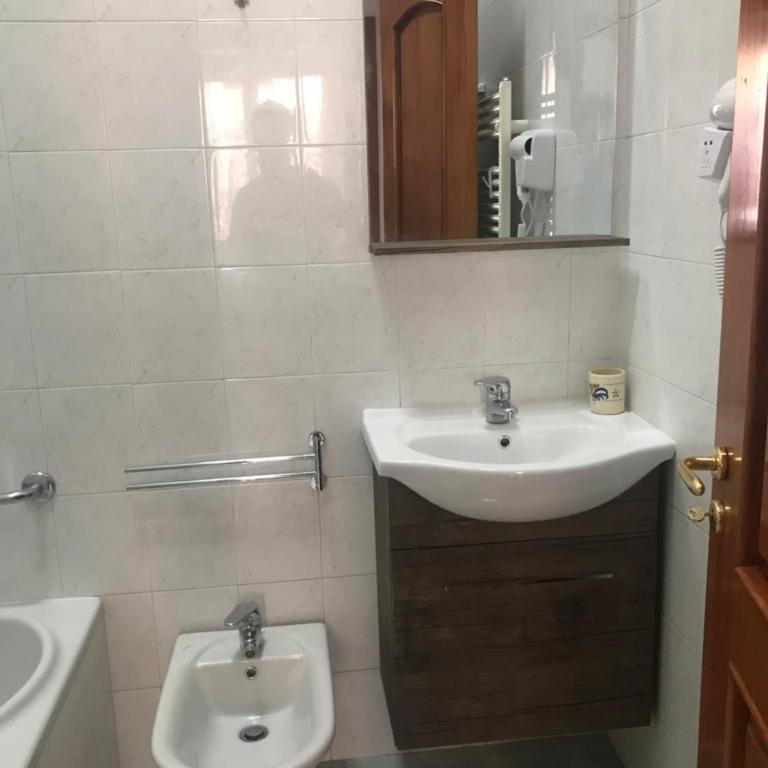 Villa San Giuseppe Brindisi - Camera Deluxe (2 Adulti + 1 Bambino) - 2