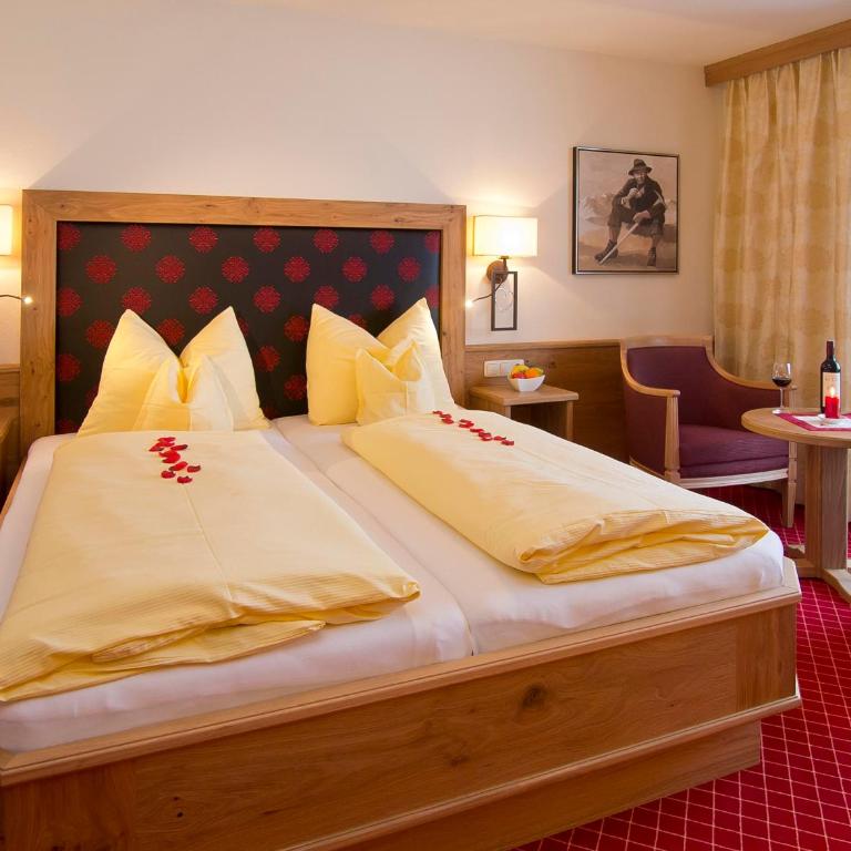 Hotel Garni Bavaria - Economy Doppelzimmer mit Dusche - 4