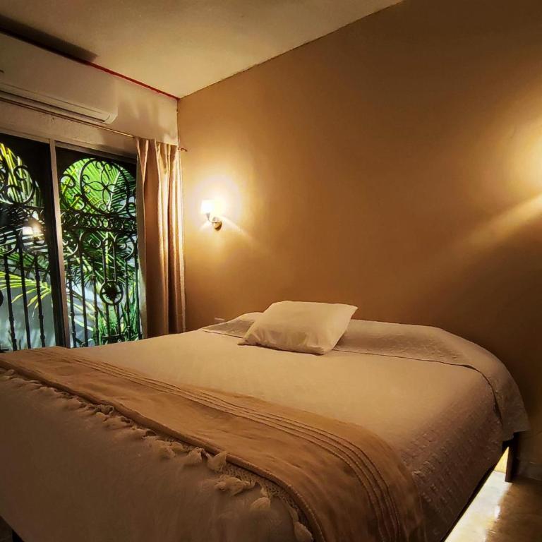 Colonial Villa in Merida Centro 4BR 3BA Private Pool Near Paseo de Montejo - Villa with Private Pool - 8