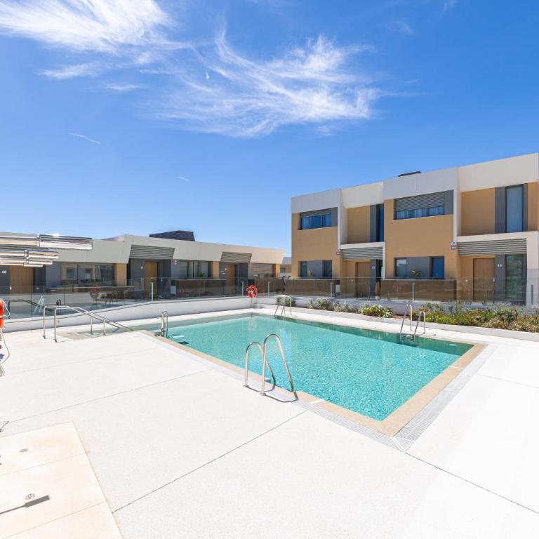 Luxury House Chaparral Golf E48 by AORA STAY - Casa de 3 dormitorios - 11
