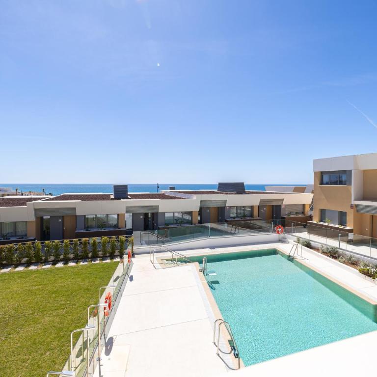 Luxury House Chaparral Golf E48 by AORA STAY - Casa de 3 dormitorios - 4